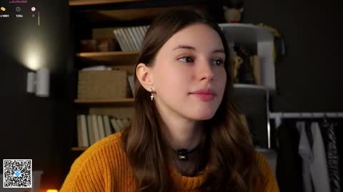 Aliza online show from October 2025 01:47:01 AM