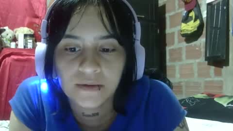 Snapshot of aitana23_ chatting on October 2025 12:00:01 AM aiti online show from October 2025 12:00:01 AM