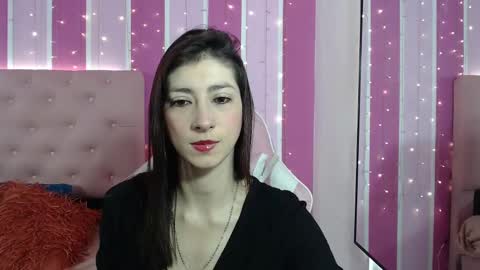 Snapshot of aitana_ag chatting on March 2025 12:15:01 PM Aitana online show from March 2025 12:15:01 PM