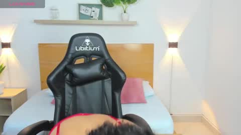 Aixa Burgos online show from December 2024 12:02:01 PM