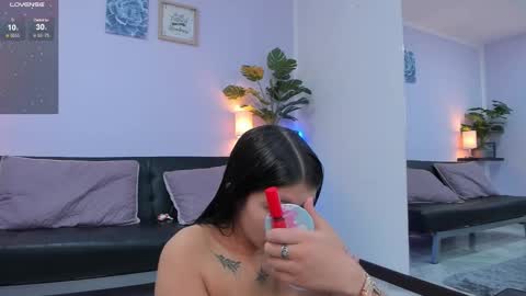 Snapshot of aixa_charless chatting on January 2025 12:06:02 PM Aixa online show from January 2025 12:06:02 PM
