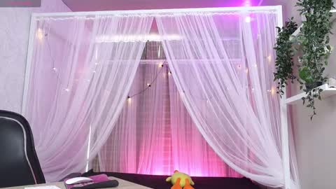 Snapshot of akame_s chatting on October 2025 08:42:02 PM             online show from October 2025 08:42:02 PM