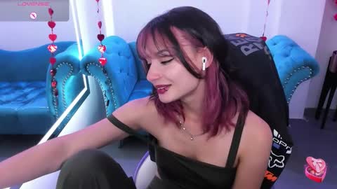 Azaka  online show from February 2026 01:15:02 PM