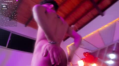 Snapshot of akazaboy chatting on February 2025 04:33:01 AM akazaboy online show from February 2025 04:33:01 AM