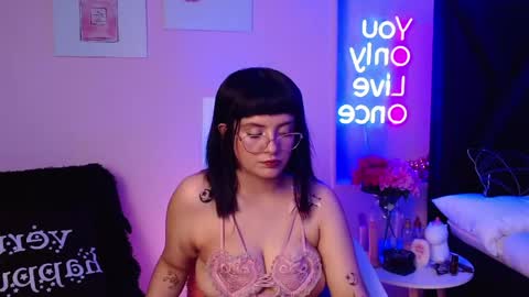 Akeno online show from April 2026 04:35:01 AM