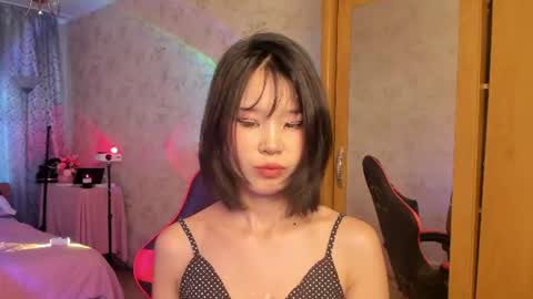 akiba_cute online show from June 2026 12:33:02 PM