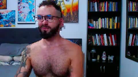 Snapshot of akiles_r chatting on September 2025 11:32:02 PM akiles online show from September 2025 11:32:02 PM