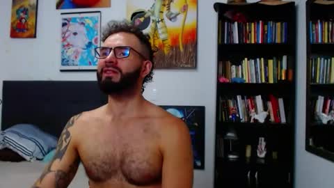 akiles online show from November 2025 11:03:01 PM