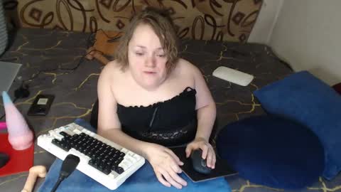 Natalie online show from February 2025 09:59:01 PM