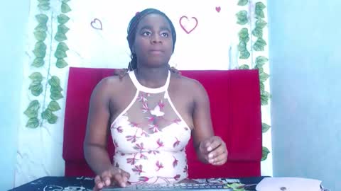 akiracampell online show from December 2025 07:19:02 PM