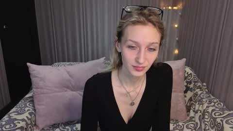 akiro_kim online show from February 2026 01:54:01 AM