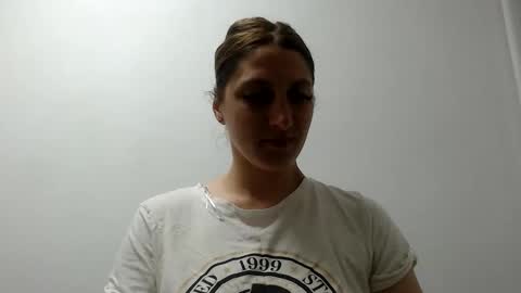 akyragrace online show from June 2026 09:59:02 PM