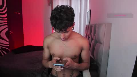 Ander uwu online show from November 2025 07:38:01 PM