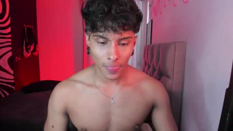 Ander uwu online show from December 2025 08:39:01 PM