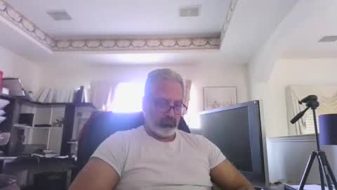 aladdin31673 online show from March 2026 09:06:01 PM