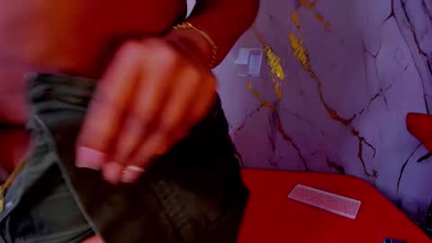 alahia rivera online show from January 2026 10:35:02 PM