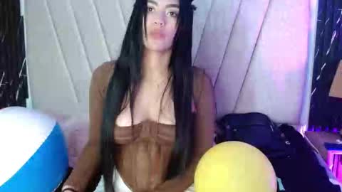 Snapshot of alahia_sweet_official chatting on October 2025 09:23:02 PM Alahia sweet official online show from October 2025 09:23:02 PM