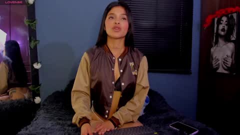 Alaia online show from December 2024 08:47:02 PM