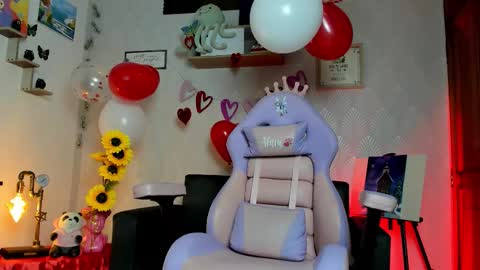 Alaia online show from February 2026 09:10:02 PM