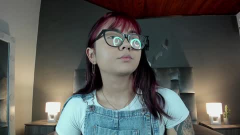 Snapshot of alaiarogers chatting on January 2025 11:32:02 AM Alaia online show from January 2025 11:32:02 AM