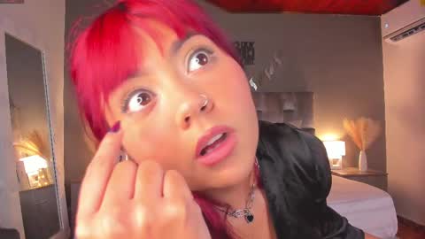 Snapshot of alaiarogers chatting on February 2025 05:41:02 PM Alaia online show from February 2025 05:41:02 PM