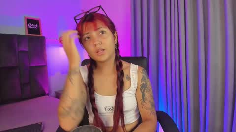 Snapshot of alaiarogers chatting on February 2025 11:39:02 AM Alaia online show from February 2025 11:39:02 AM