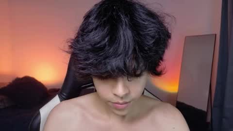 alan18n online show from April 2026 07:58:01 PM