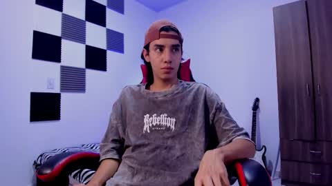 Alan Boy online show from September 2025 11:43:01 AM