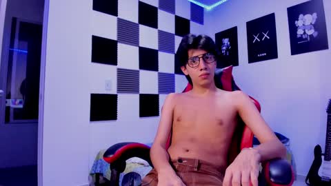 Alan Boy online show from October 2025 11:25:02 PM