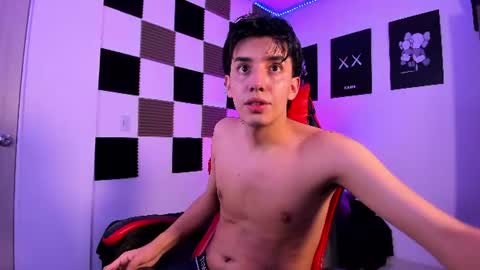 Snapshot of alan_boy01 chatting on July 2026 04:38:01 AM Alan Boy online show from July 2026 04:38:01 AM