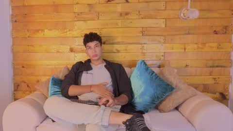 Alan online show from April 2026 12:20:01 PM