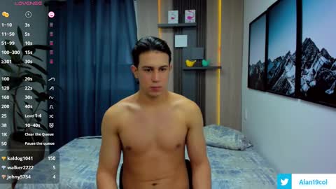 Alan  Kevin can we reach 100 thumbs up please guys  online show from March 2025 02:34:01 PM