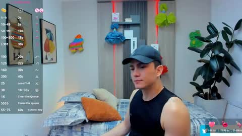 Snapshot of alan_nd_kevin chatting on May 2026 11:49:01 AM Alan Kevin can we reach 100 thumbs up please guys online show from May 2026 11:49:01 AM
