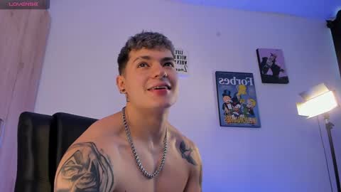 Snapshot of alan_rosee chatting on January 2025 03:02:02 PM Alan online show from January 2025 03:02:02 PM