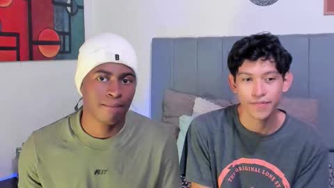 Alan and Criss - WE JUST FRIENDS WITH BENEFITS BOTH VERS online show from October 2025 01:17:02 AM