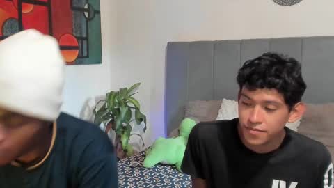 Alan and Criss - WE JUST FRIENDS WITH BENEFITS BOTH VERS online show from October 2025 06:21:01 PM