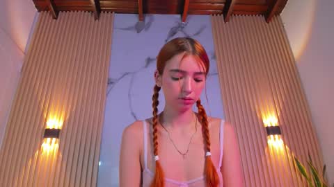 A L A N A  online show from November 2025 11:10:01 AM