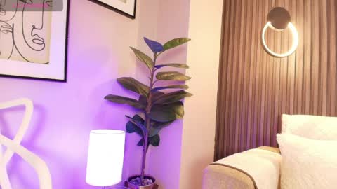 Alana online show from April 2026 02:20:01 PM