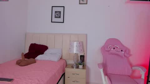 alana_ada online show from October 2025 01:58:02 AM