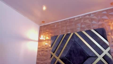 ALANA COX online show from January 2026 11:21:01 PM