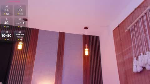 Alana online show from October 2025 03:56:01 AM