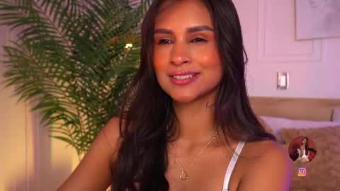 Snapshot of alana_haze chatting on September 2025 01:28:01 AM Alana online show from September 2025 01:28:01 AM