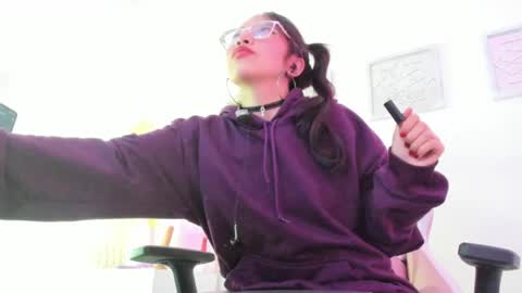 Snapshot of alana_jansen chatting on December 2024 07:06:02 AM Alana online show from December 2024 07:06:02 AM