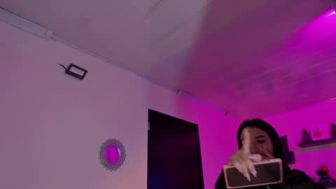 Maeve  online show from January 2025 11:32:02 AM