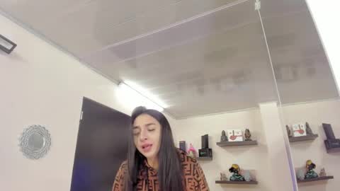 Maeve  online show from January 2025 11:24:01 AM