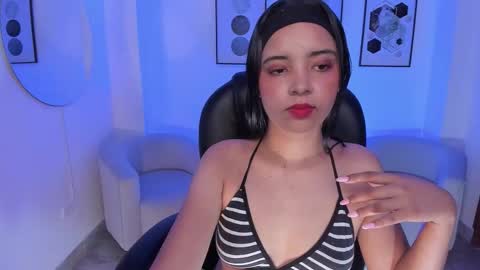 alana  online show from January 2026 07:04:01 PM