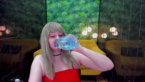Alana online show from January 2025 02:04:01 PM