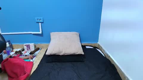 Alanah Prestoon online show from October 2025 11:51:02 PM