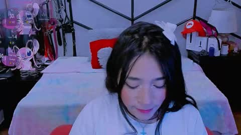 Alana online show from December 2025 06:49:02 PM