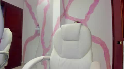 Alana Ryder online show from December 2024 02:26:02 PM